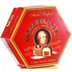 Марципановые конфеты в коробке Maitre Truffout Mozartkugeln 300гр